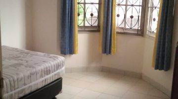 Gambar 1 Rumah Bagus Siap huni Semi furnished 2 Lantai di Kota wisata 