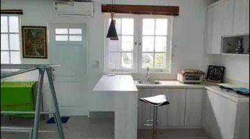 Gambar 4 Rumah Cantik Semi furnished Siap Huni 2 Lantai di Citra Grand 