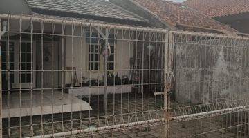 Gambar 1 Di jual rumah murah sekali dekat dengan jalan tol