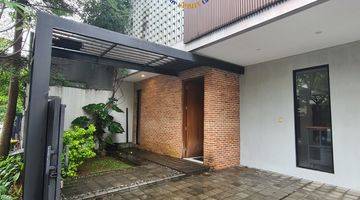 Gambar 1 Rumah Baru Renovasi Modern Komplek Lebak Bulus Shm