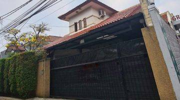 Gambar 1 Rumah 1 Lantai Taman Sangat Luas Di Cirendeu Shm