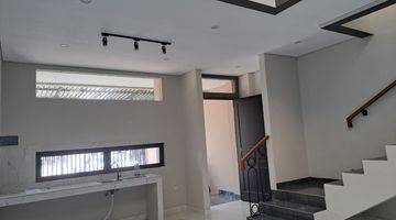 Gambar 4 Rumah Baru 2 lantai di Sektor 7 Gading Serpong