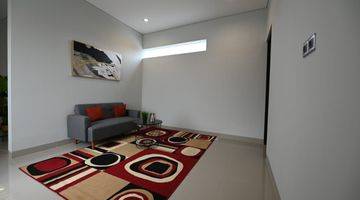 Gambar 5 Rumah Cantik posisi Hook Full Furnished di Kencana Loka BSD City