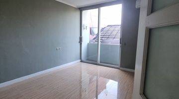 Gambar 2 Rumah 2 Lantai Ada Roof Top Semi Furnishe Di Arcamanik Bandung