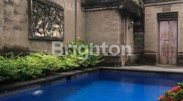 Gambar 1 Rumah with pool semi furnished di Sanur