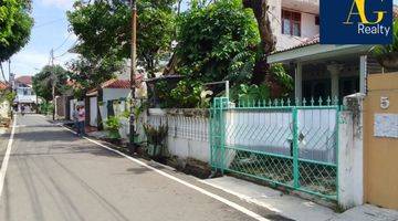 Gambar 2 Rumah  2 Lantai Bagus SHM di Jl. Paseban Dalam no 3A