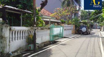 Gambar 3 Rumah  2 Lantai Bagus SHM di Jl. Paseban Dalam no 3A