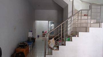 Gambar 4 Dijual Cepat Rumah 3 Lantai di Komplek Greenville Medan Helvetia