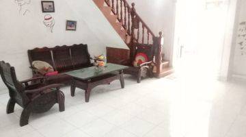 Gambar 4 Dijual Cepat Rumah 2 Lantai Daerah Jl. Gatot Subroto Medan