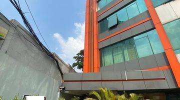 Gambar 1 Gedung Kantor Wisma Perkasa 5 Lantai Dengan Lift di Warung Buncit, Jakarta Selatan
