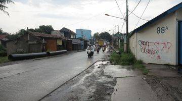 Gambar 4 Gudang di Jl. Raya Cibarusah. Cikarang 1900 m HGB Bagus