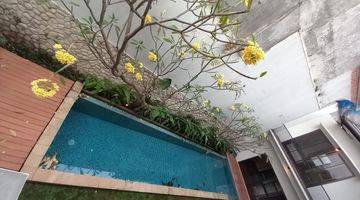 Gambar 3 For Rent Townhouse Besar 2Lantai Di Pondok Indah Jakarta Selatan