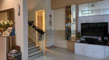 Gambar 2 Rumah Cantik Terawat Full Furnished Dalam Town House Di Pancoran