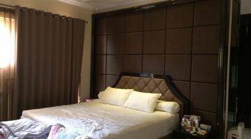 Gambar 3 Rumah Garden House Pik Rapi & Terawat (Furnished) Ukuran 10x30