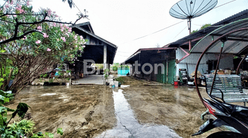 Gambar 4 RUMAH LAHAN LUAS DI JL MAHAMERU PALEMBANG  DEKAT : JM PLAJU - BCA SEBERANG ULU - UNIVERSITAS MUHAMMADIYAH - RS MUHAMMADIYAH - UNIVERSITAS BINA DARMA - PASAR INDUK JAKABARING - JAKA BARING SPORT CENTER