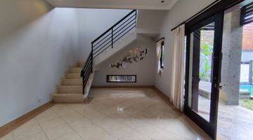 Gambar 2 Villa For Rent 2 Bed With Rooftop In Canggu Mw 0243