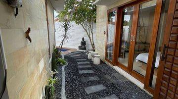 Gambar 3 Villa For Sale In Canggu With Rooftop And Patio Pu 0175