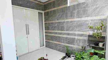 Gambar 3 Rumah Sutorejo minimalis modern