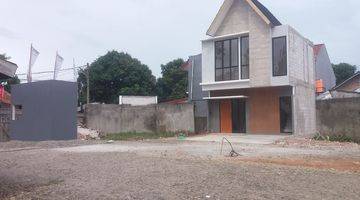 Gambar 2 Rumah Baru Unfurnished SHM di Jatiraden, Bekasi