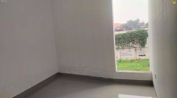 Gambar 5 Rumah 2 Lantai Baru Unfurnished SHM di Jatisampurna, Bekasi