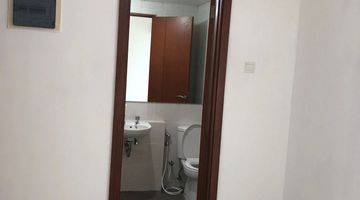 Gambar 4 Disewakan Tahunan Condo Greenbay Pluit 1BR Unfurnish 2 Ac Tower L Lantai Sedang View Kota 