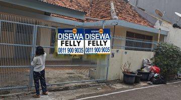 Gambar 1 Disewakan rumah 2 lantai Jl.Pembangunan, Jkt - Pusat