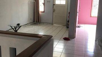 Gambar 4 di Jual rumah rapi citra 2ext siap huni jakarta barat