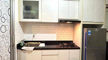 Gambar 1 Apartemen Green Bay Pluit 2 BR Furnish Ala Villa Kitchen Oke Bos 