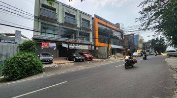 Gambar 3 Ruko 3 Unit Lt 359 Di Jl. Tebah Kebayoran Baru Jaksel