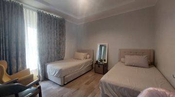 Gambar 4 Kebagusan Park Residence, Rumah 3 Lt, Furnished. Ada Kolam Renang