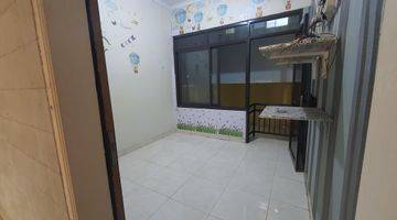 Gambar 5 Rumah 2 Lantai Bagus Semi Furnished SHM di Nias, Jakarta Utara