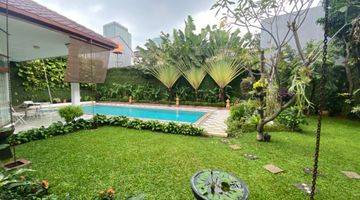 Gambar 1 BEAUTIFUL HOUSE WITH BIG BACKYARD AT CILANDAK, JAKARTA SELATAN