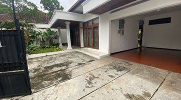 Gambar 5 BEAUTIFUL HOUSE WITH BIG BACKYARD AT CILANDAK, JAKARTA SELATAN