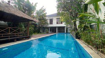 Gambar 3 MODERN AND BEAUTIFUL HOUSE AT CIPETE JAKARTA SELATAN