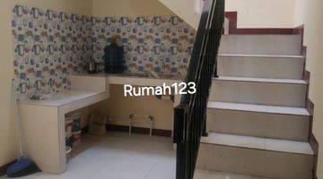 Gambar 4 *rumah Siap Huni 2 Lantai Pondok Ungu Permai*