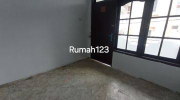 Gambar 5 *rumah 2 Lantai Harga Santai Di Pademangan, Jakarta Utara*