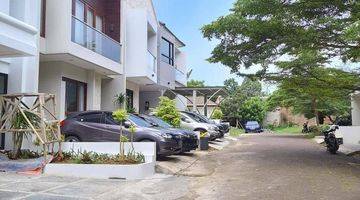 Gambar 3 Rumah SHM 2 Lantai Free Design Di Lebak Bulus JakSel