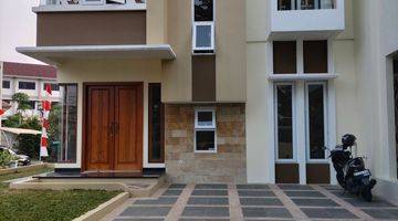 Gambar 1 Rumah ECO luxury town house at Cipinang Jakarta