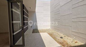 Gambar 5 Rumah 3 Lantai Bagus Unfurnished di Golf Island Pantai Indah Kapuk, Jakarta Utara