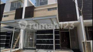 Gambar 1 Rumah 3 Lantai Bagus Unfurnished di Golf Island Pantai Indah Kapuk, Jakarta Utara