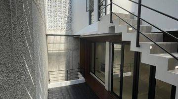 Gambar 5 Dijual Rumah Brand New Semi Furnished Gading Serpong