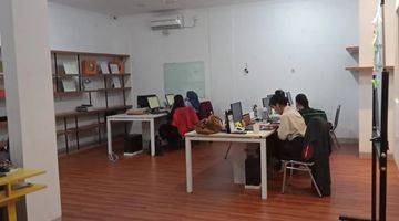 Gambar 3 Rumah Terawat Cocok Kantor Siap Huni 2 Lantai di Kopo Permai 