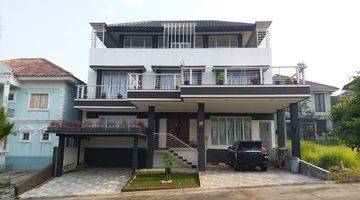 Gambar 1 Rumah di Sentul City Cluster Empire Park, 3 Lantai Best View Gunung