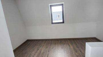 Gambar 5 Disewakan Maison De Wisteria Luas 70m2 Ada Attic Room, Metland Menteng 028