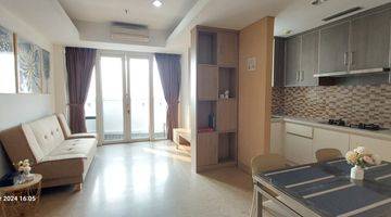 Gambar 2 Disewakan Apartement The Royale Springhill 1 BR Furnished Bagus Balkon Luas Dan Free Parkir 