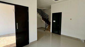 Gambar 3 Rumah Brand New Cluster Pondok Labu