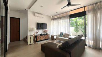 Gambar 1 Dijual Rumah Cantik Super Terawat Full Furnish di Citra Garden 2 Jakarta Barat