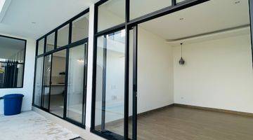 Gambar 1 For Sale Brand New Modern Stylish Villa 4 Billion Rupiah Munggu, Canggu