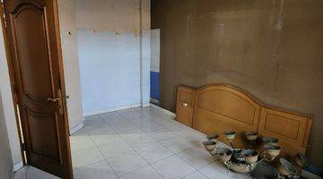 Gambar 2 Dijual ruko + rumah tinggal di tengah kota