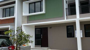 Gambar 1 Rumah 2 Lantai di Cluster Dayana Summarecon Bandung